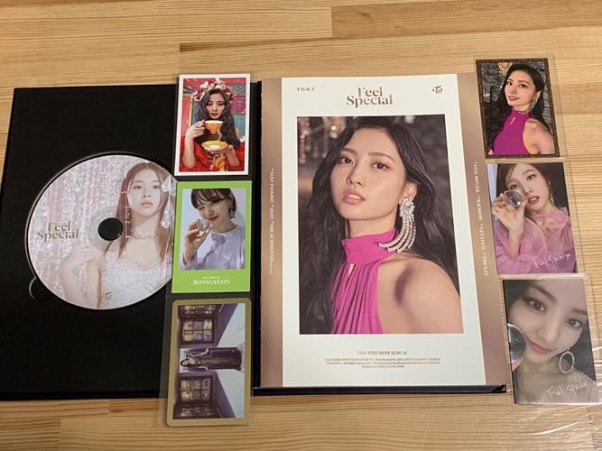 Amazon.co.jp: FEEL SPECIAL(8TH MINI ALBUM)(輸入盤): ミュージック